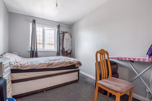 Bedroom- click for photo gallery